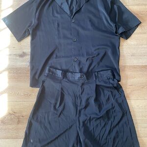 Men's Casual Short-Sleeve Button Down Shirt in Black